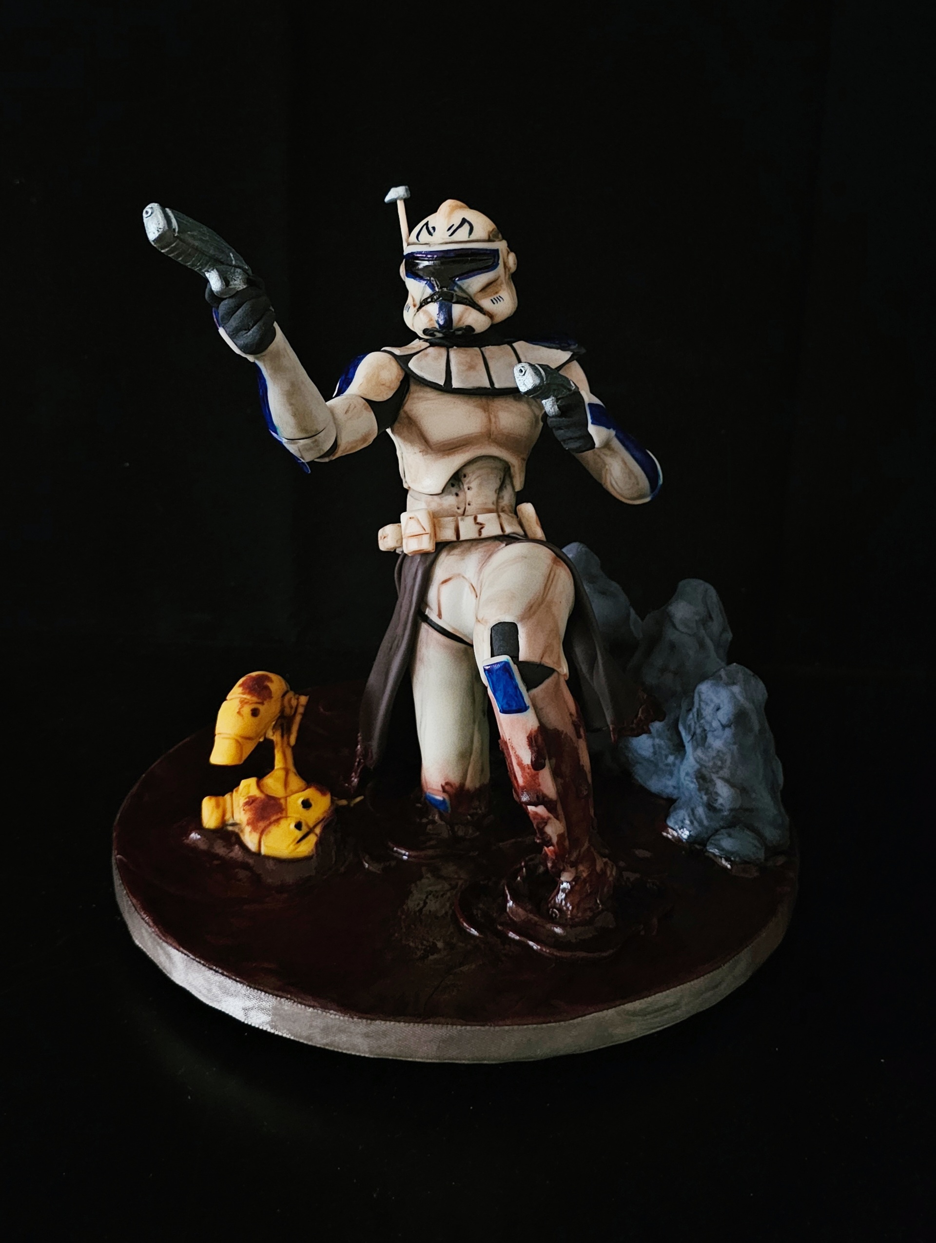 Star Wars fondant sculpture