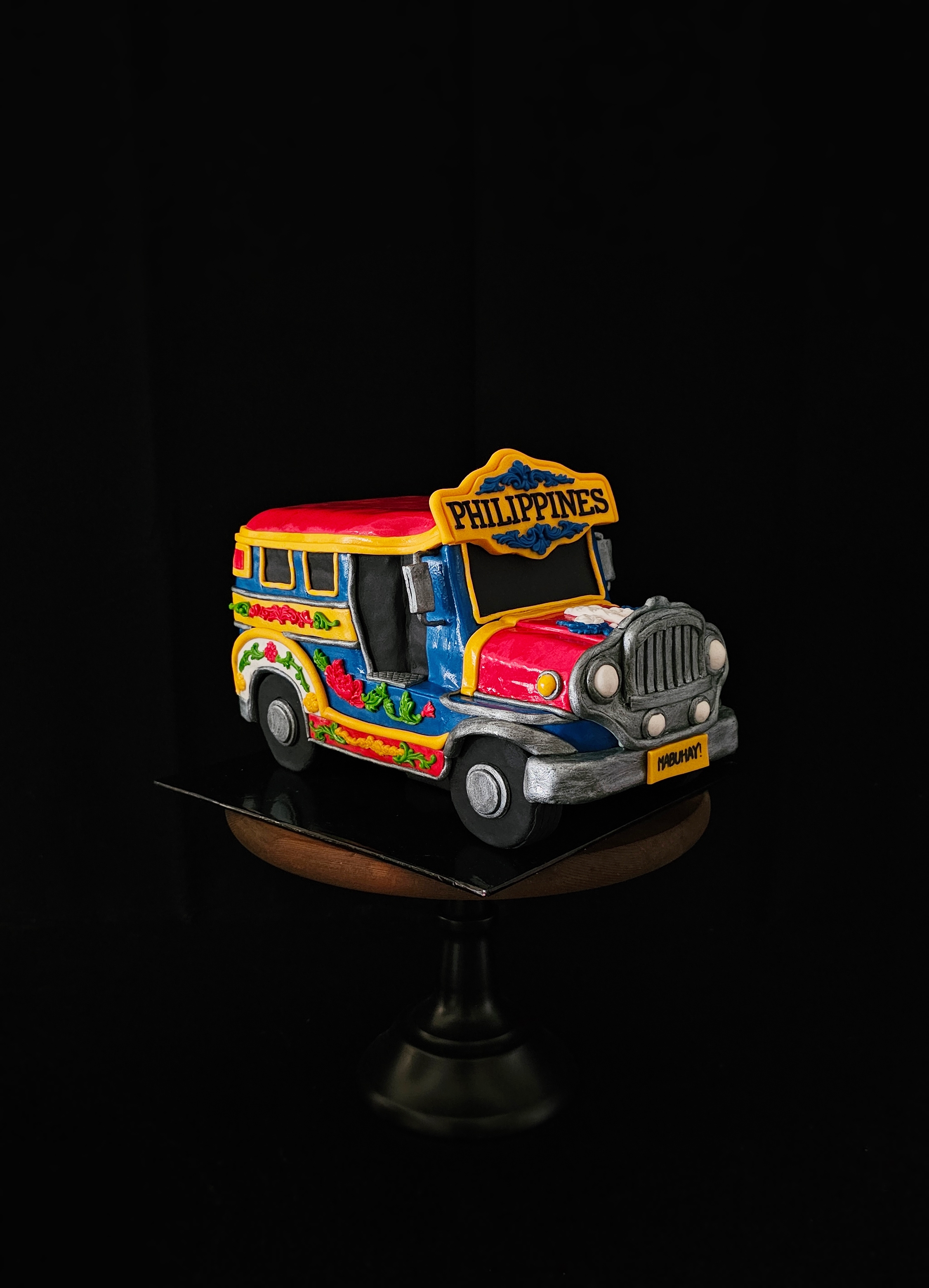 Jeepney novelty cake