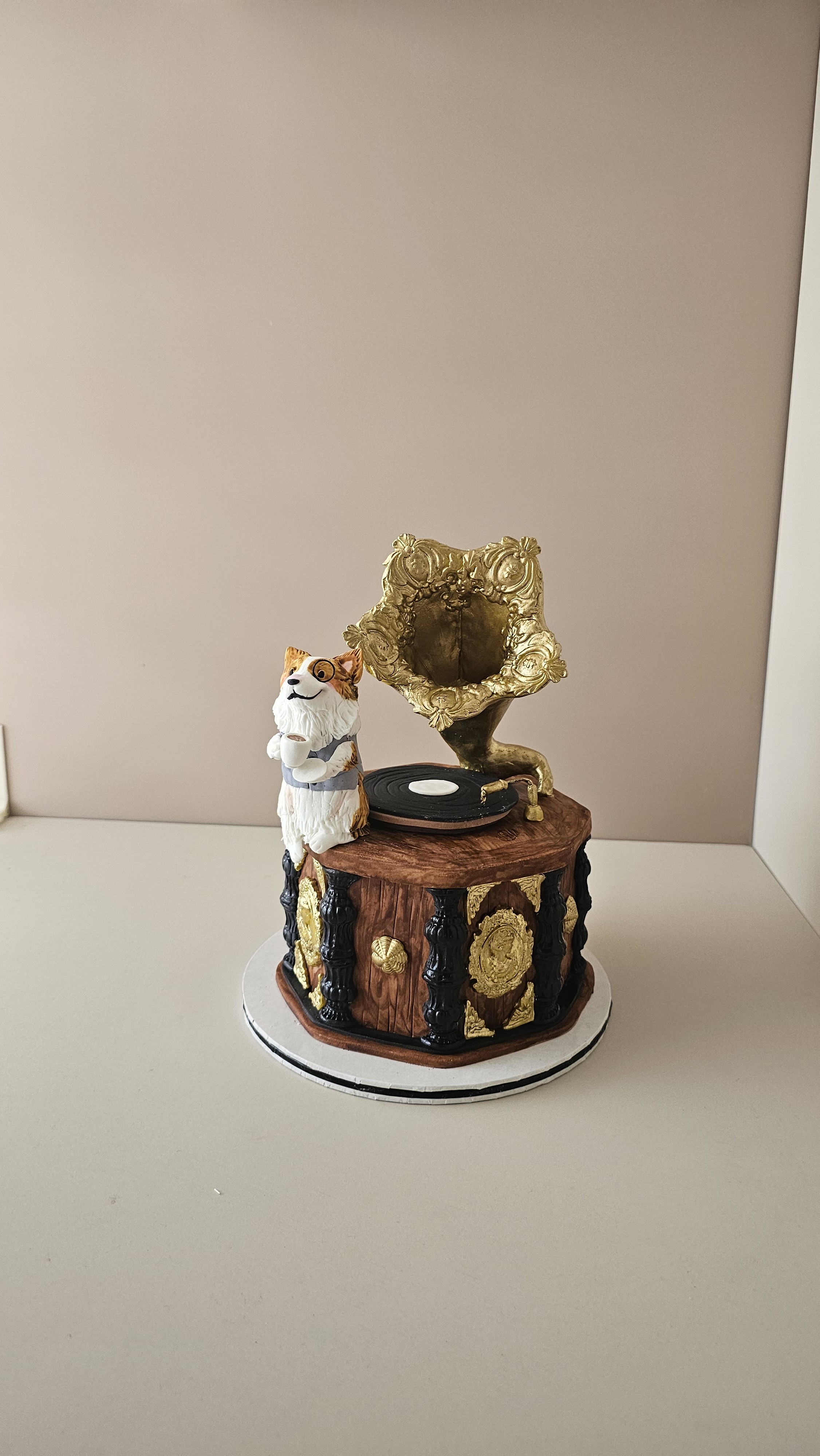 Advanced fondant sculpting course